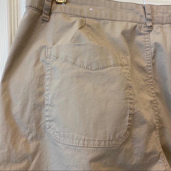 Christopher/Banks Capris Cotton/Spandex Relaxed Baggy Fit Pockets Tab Cuffs  14 - Picture 5 of 13
